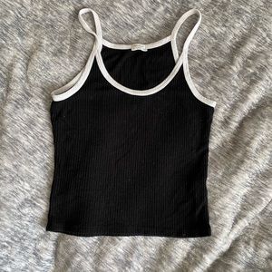 Brandy Melville crop top